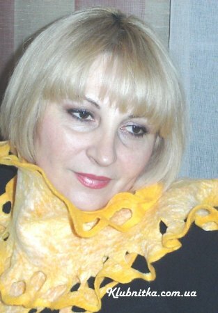 Желтый шарф 